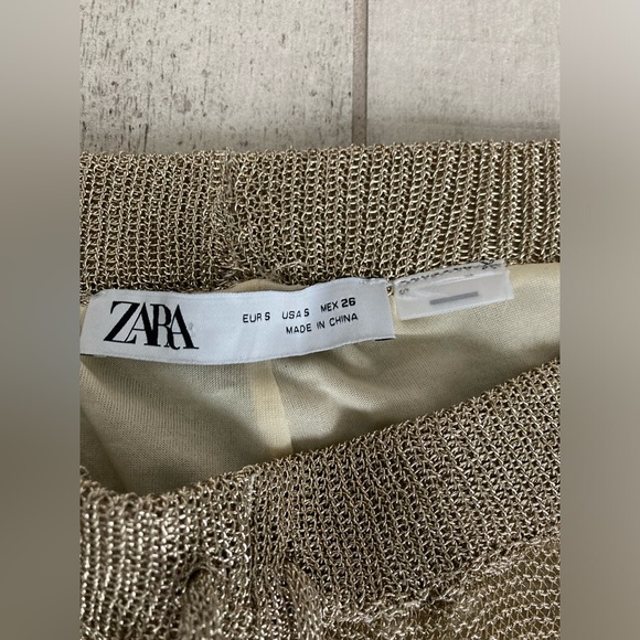 Zara Gold Lined Mesh Shorts - Picture 3 of 7
